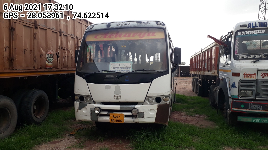  TATA LP 912