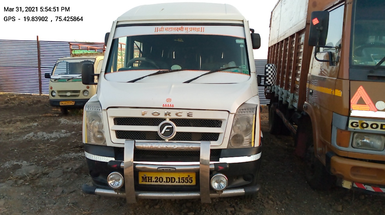  FORCE MOTORS TRAVELLER