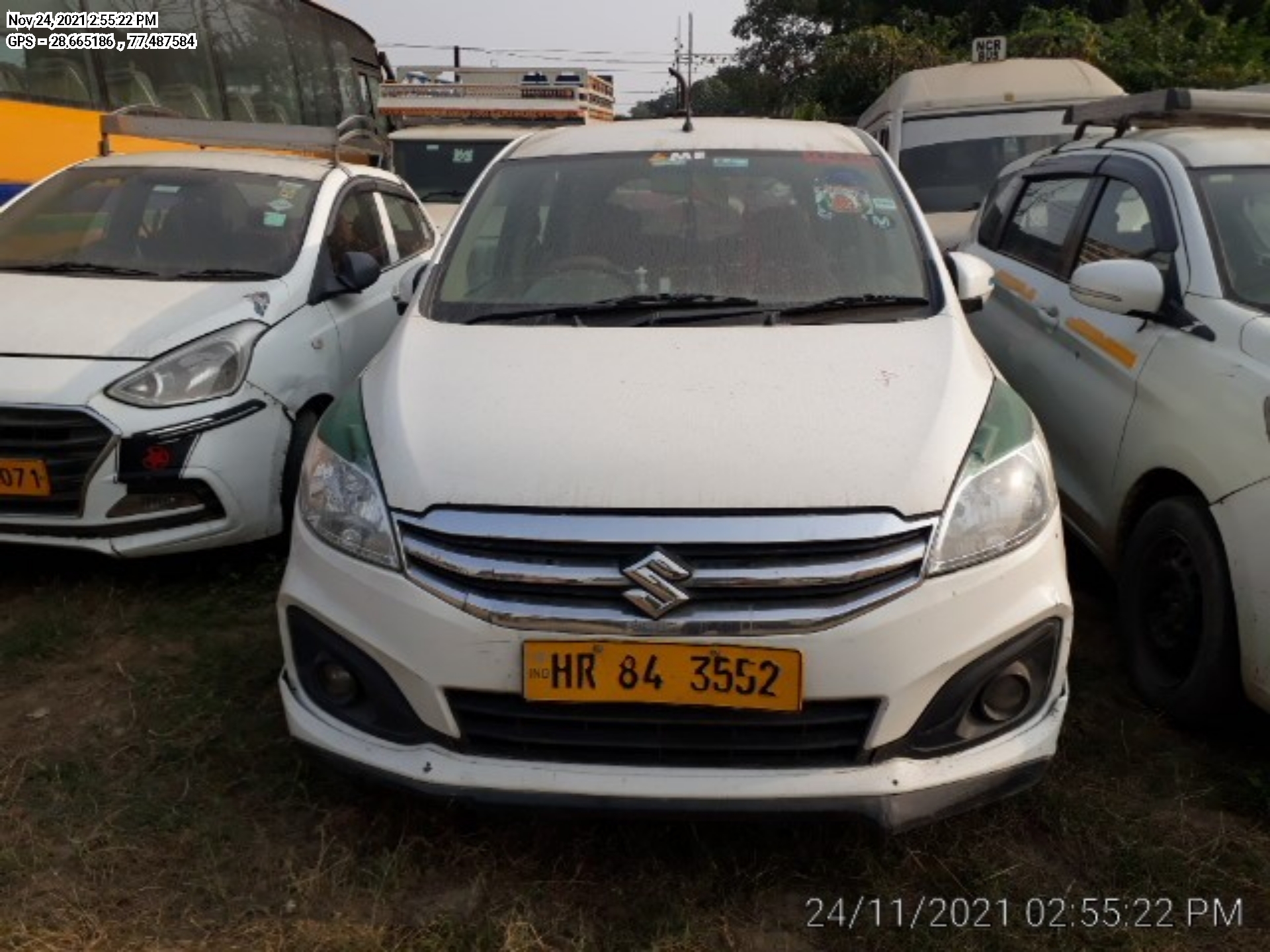  MARUTI SUZUKI ERTIGA(2015-2018)