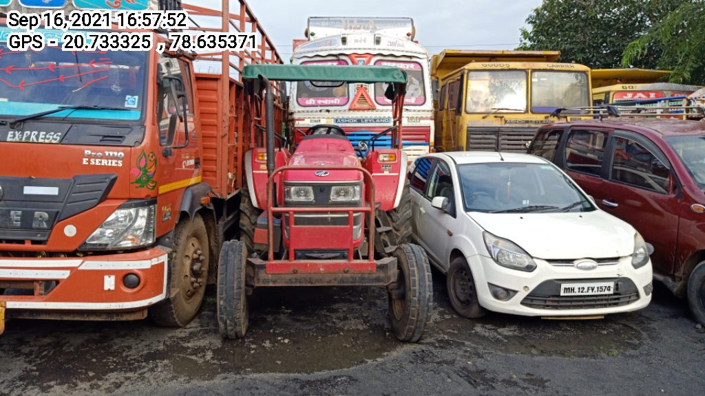 MAHINDRA