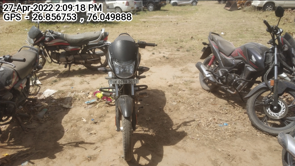  BAJAJ PLATINA
