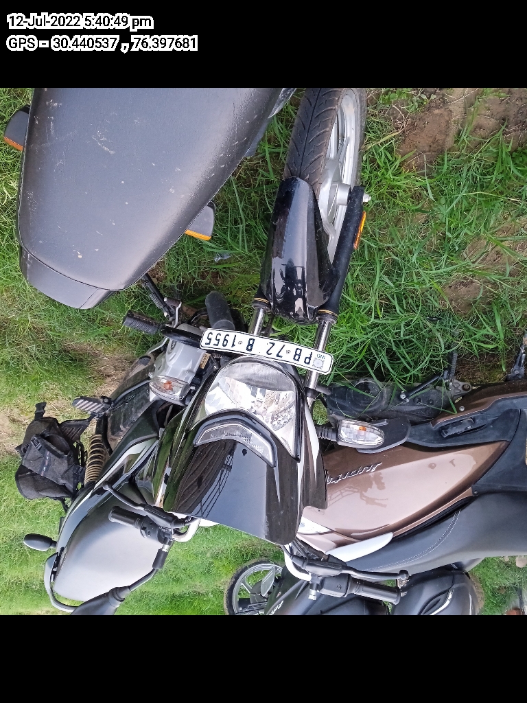  BAJAJ PLATINA