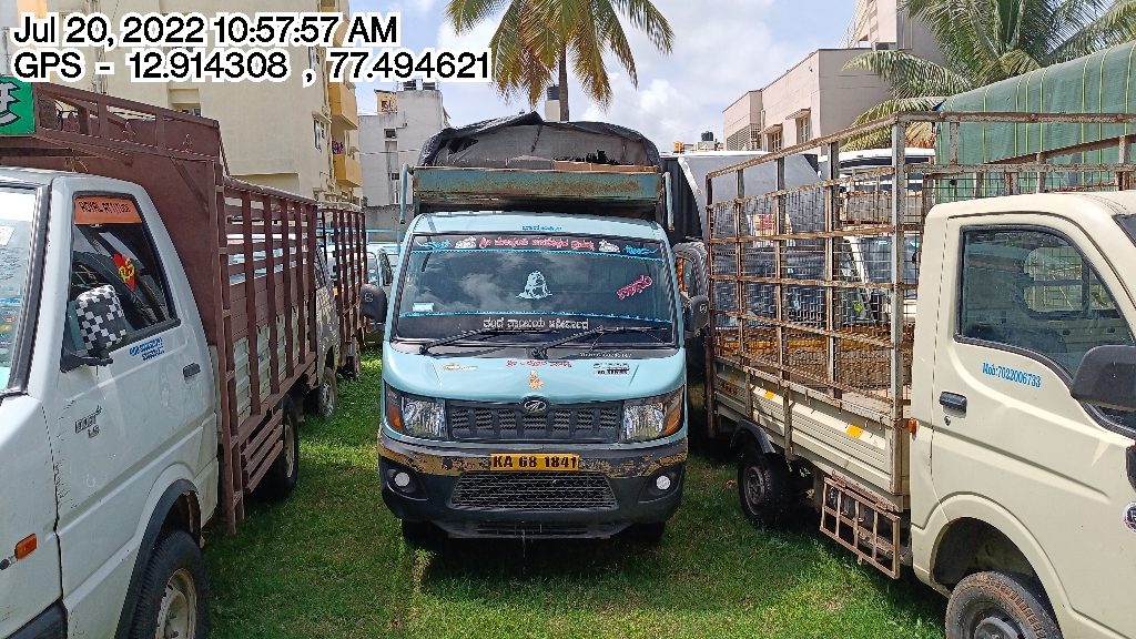 MAHINDRA AND MAHINDRA SUPRO MAXI TRUCK