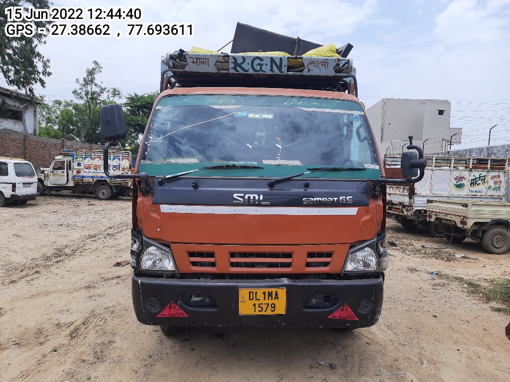  SML ISUZU LCV