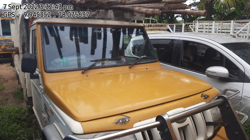  MAHINDRA AND MAHINDRA BOLERO MAXI TRUCK