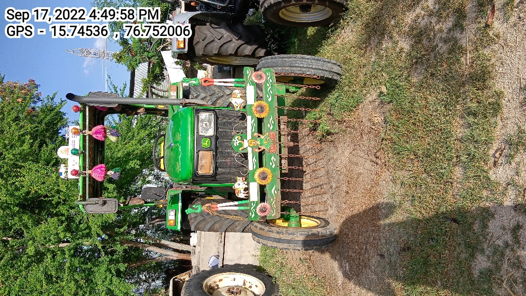 JOHN DEERE