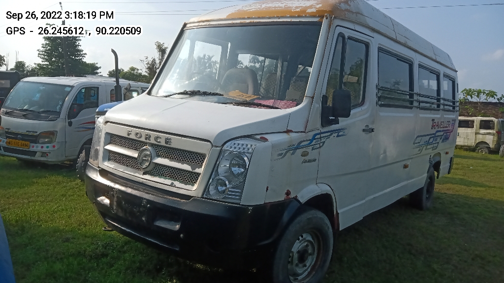  FORCE MOTORS TRAVELLER MINIBUS 3700 MM WB